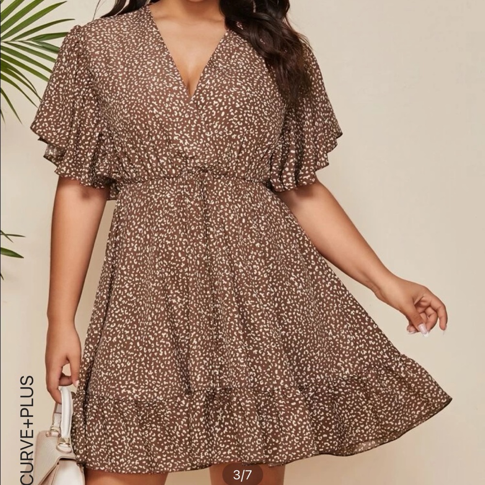 Ruffled hem butterfly sleeve dress - dusty brown-pink. Worn once